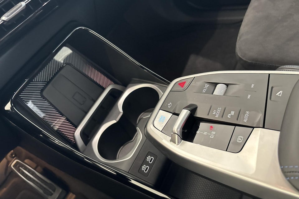 BMW iX1 eDrive20 M-Sport 5d