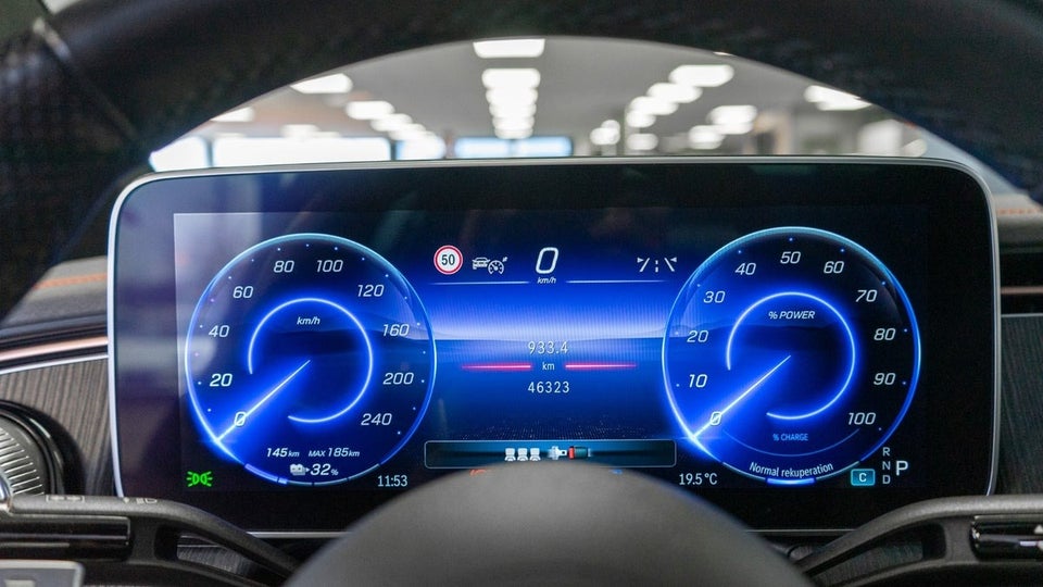 Mercedes EQE300 AMG Line 4d