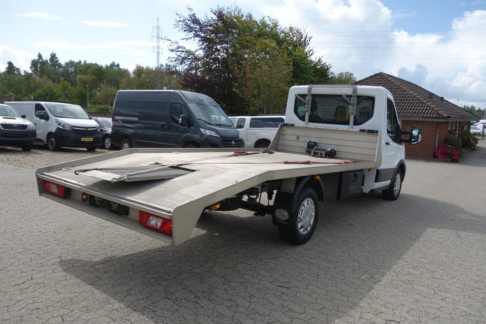 Ford Transit 350 L4 Chassis 2,0 TDCi 170 Trend H1 FWD