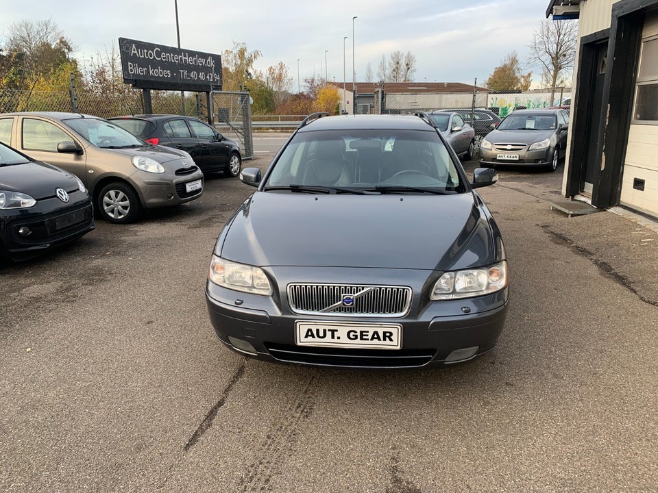 Volvo V70 2,4 170 Kinetic aut. 5d
