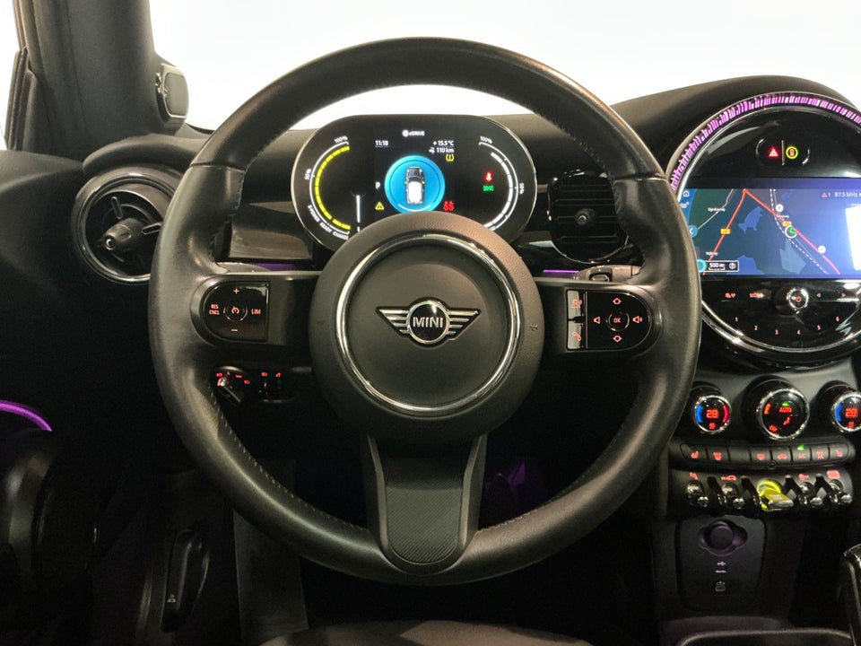 MINI Cooper SE Maximise 3d