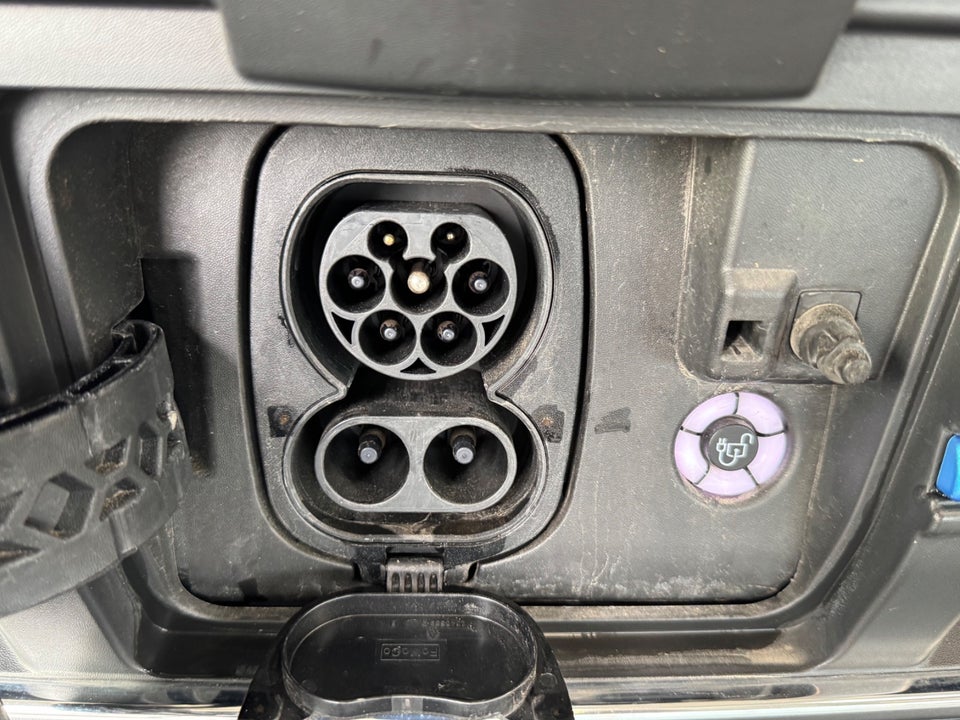 Ford E-Transit 350 L3 Van 68 Trend H2 RWD