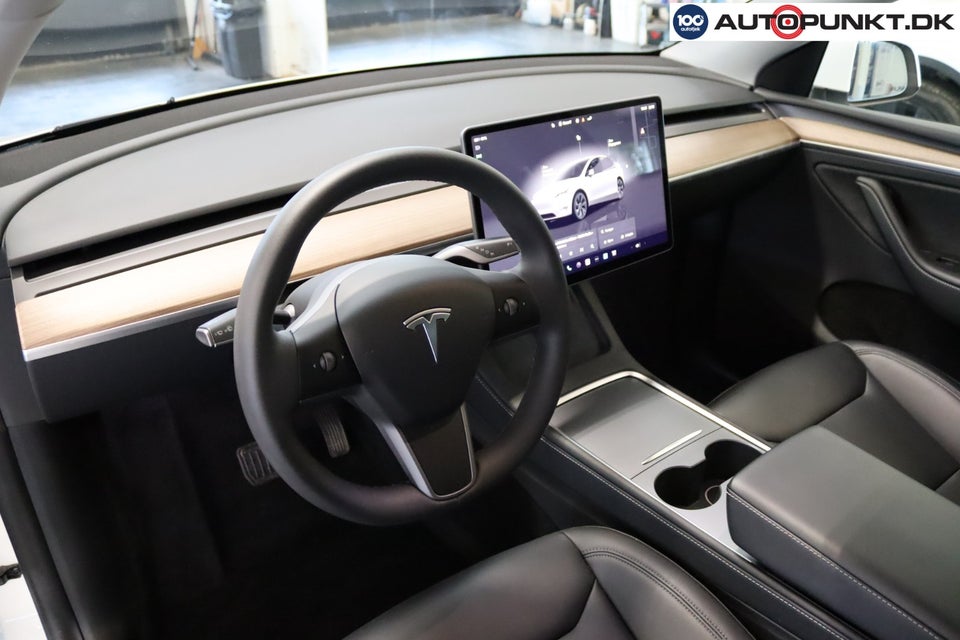 Tesla Model Y Long Range RWD 5d