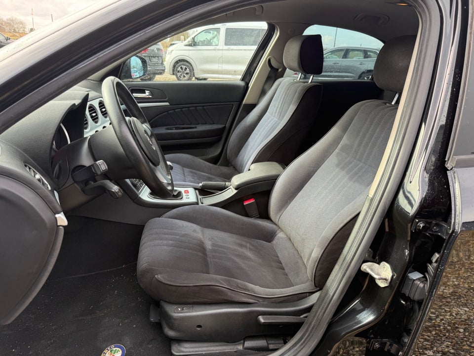 Alfa Romeo 159 2,2 JTS 4d