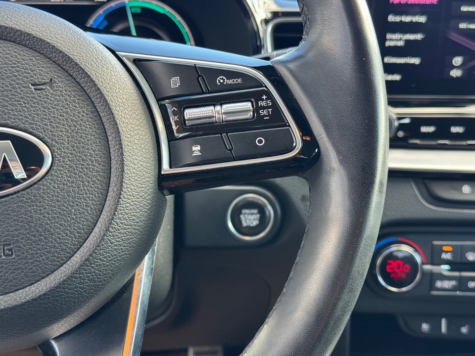 Kia XCeed 1,6 PHEV Prestige DCT 5d