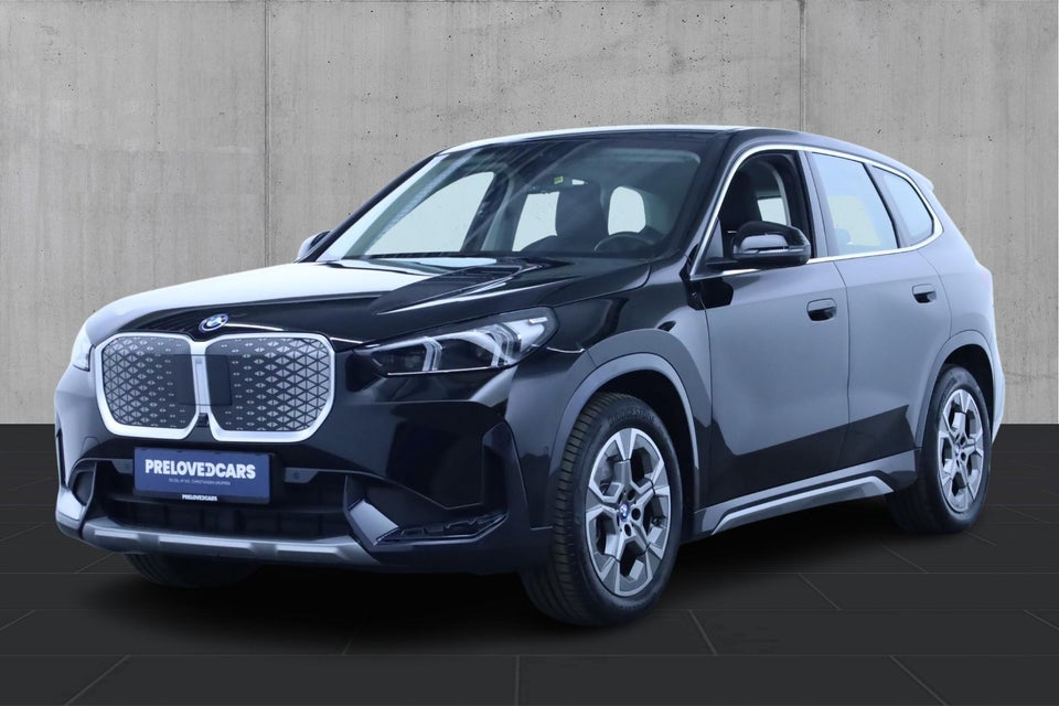 BMW iX1 eDrive20 X-Line 5d