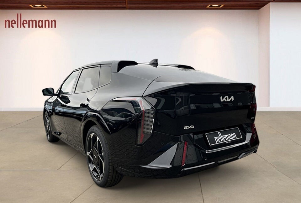 Kia EV4 81 Long Range Upgrade Fastback 4d