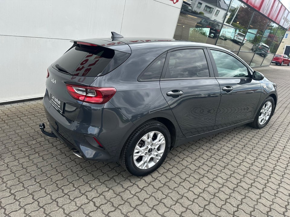 Kia Ceed 1,0 T-GDi Prestige 5d