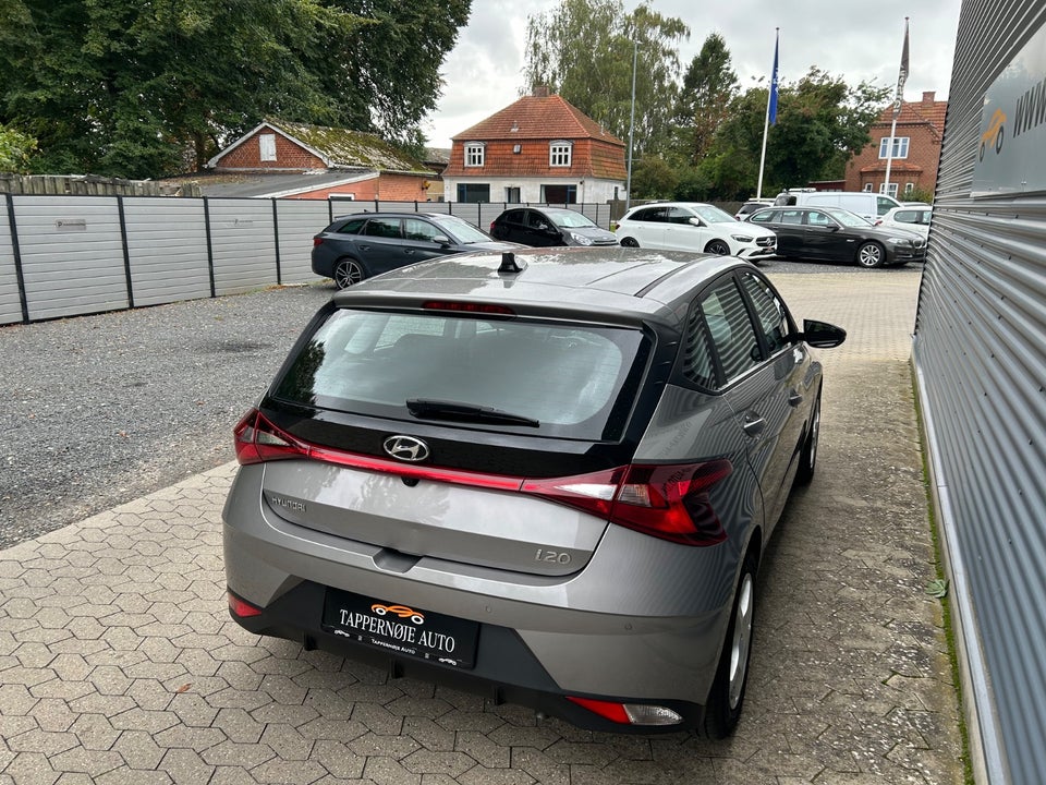 Hyundai i20 1,0 T-GDi Essential DCT 5d