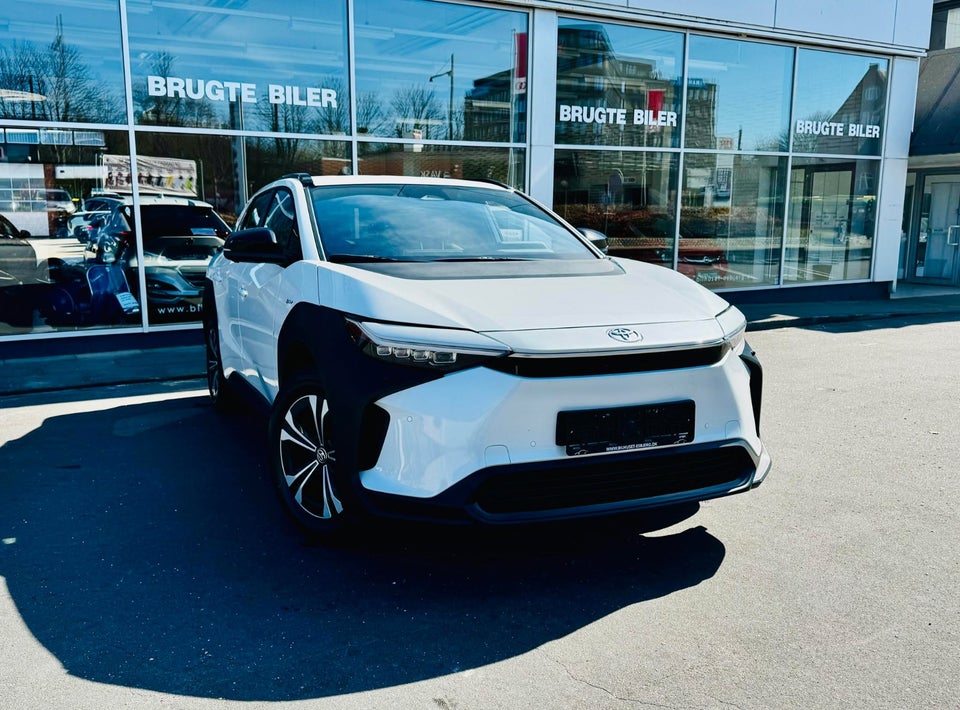 Toyota bZ4X Active 5d
