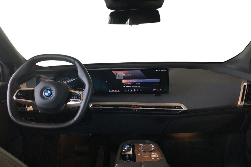 BMW iX xDrive40 Super Charged 5d