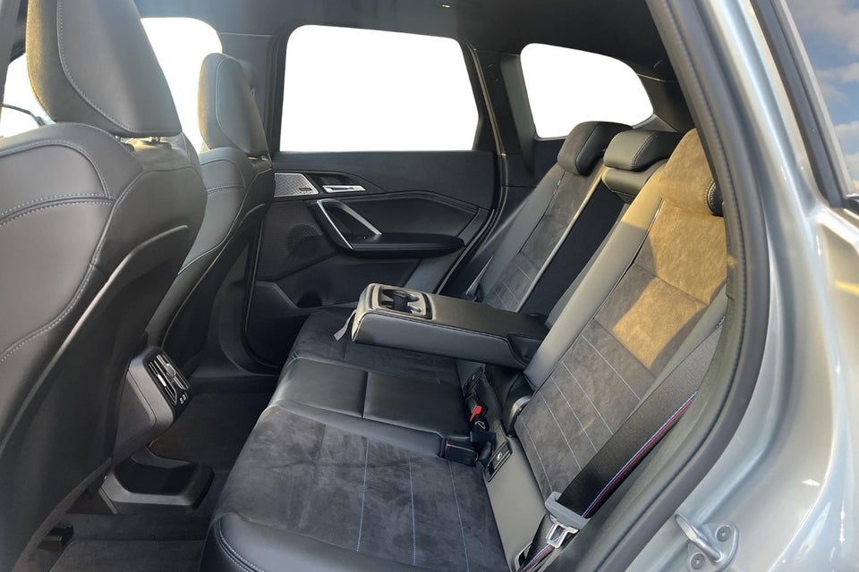 BMW iX1 eDrive20 M-Sport Pro 5d