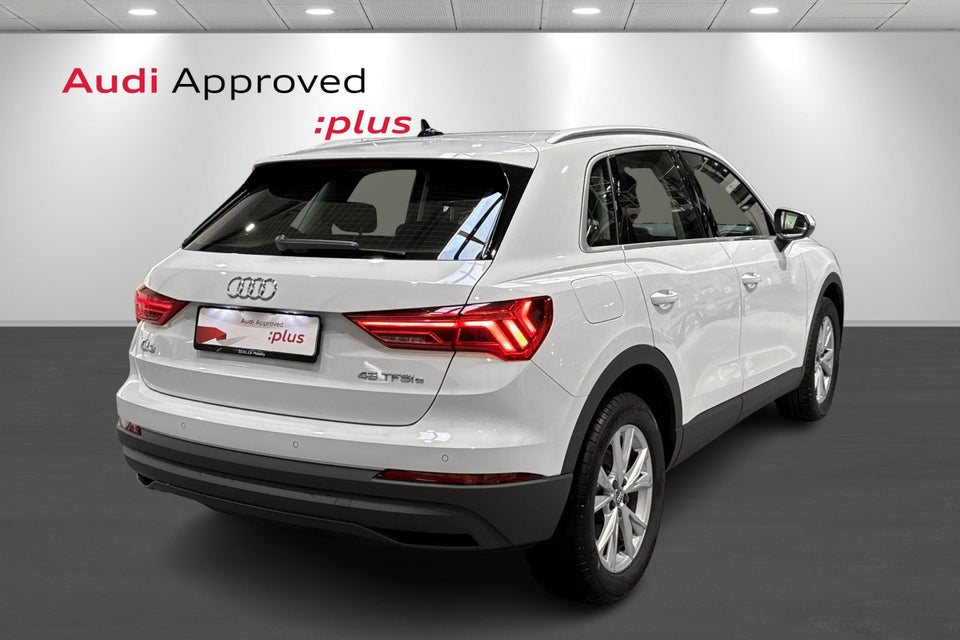 Audi Q3 45 TFSi e Attitude plus S-tr. 5d