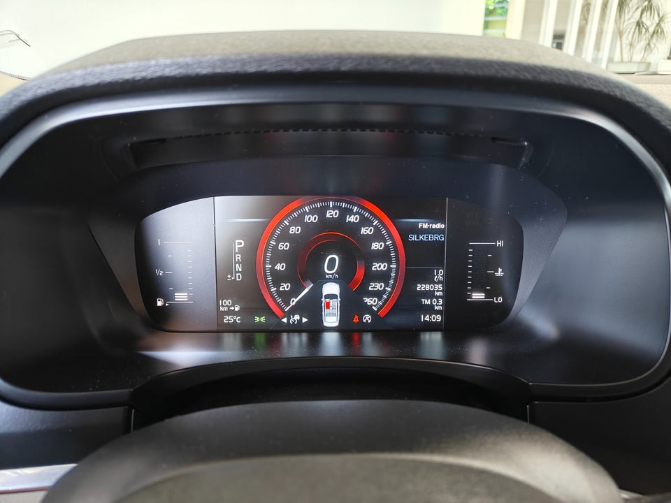 Volvo S90 2,0 D4 190 Momentum aut. 4d
