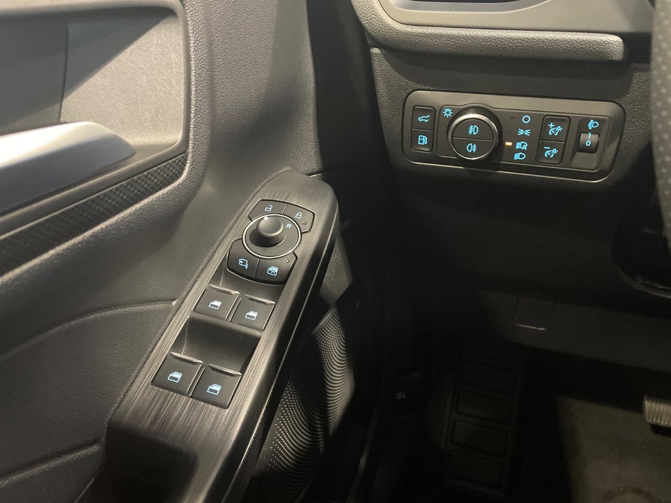 Ford Kuga 2,5 PHEV ST-Line X CVT 5d