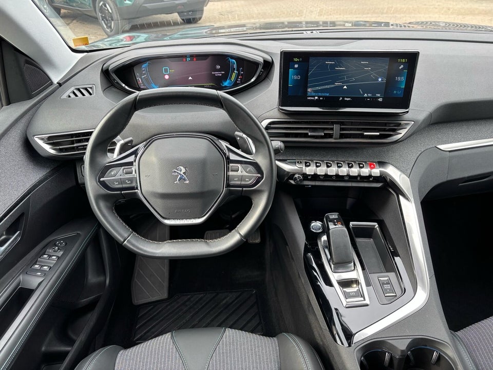 Peugeot 3008 1,6 Hybrid Allure Pack EAT8 5d