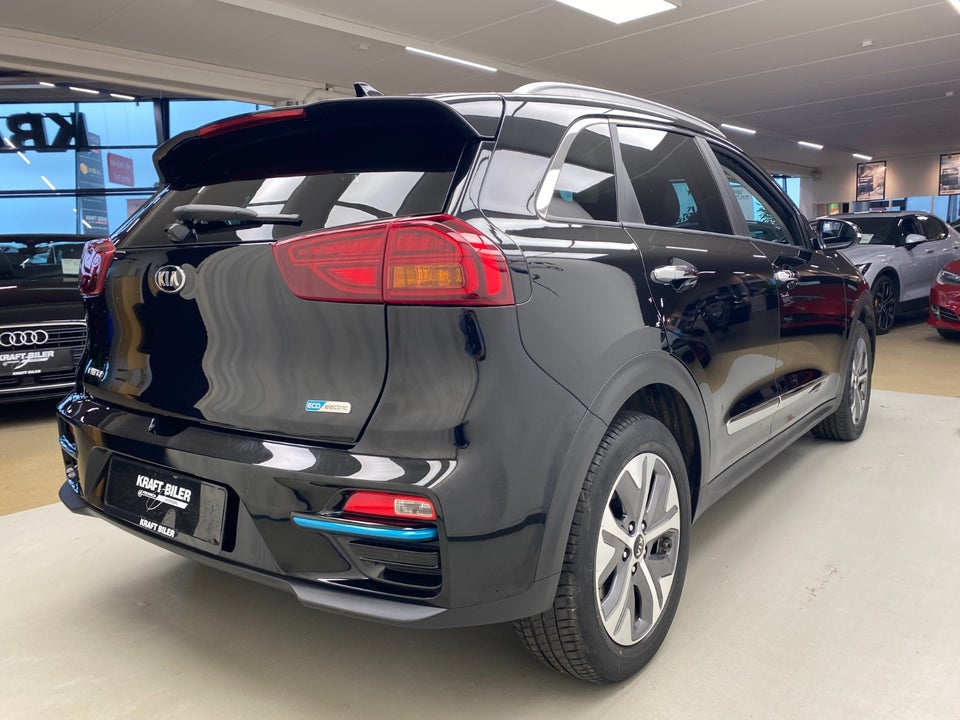 Kia e-Niro 64 Advance 5d