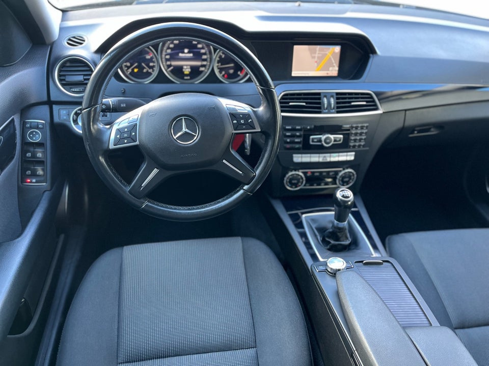 Mercedes C180 2,2 CDi BE 4d