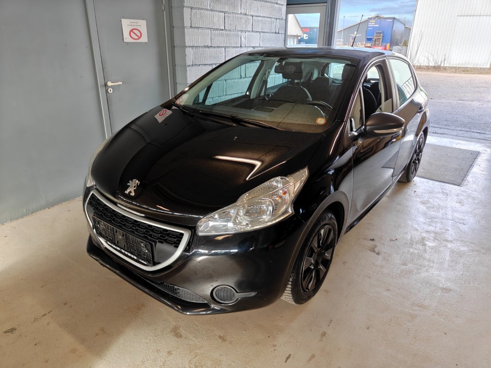 Peugeot 208 1,0 VTi Access 5d