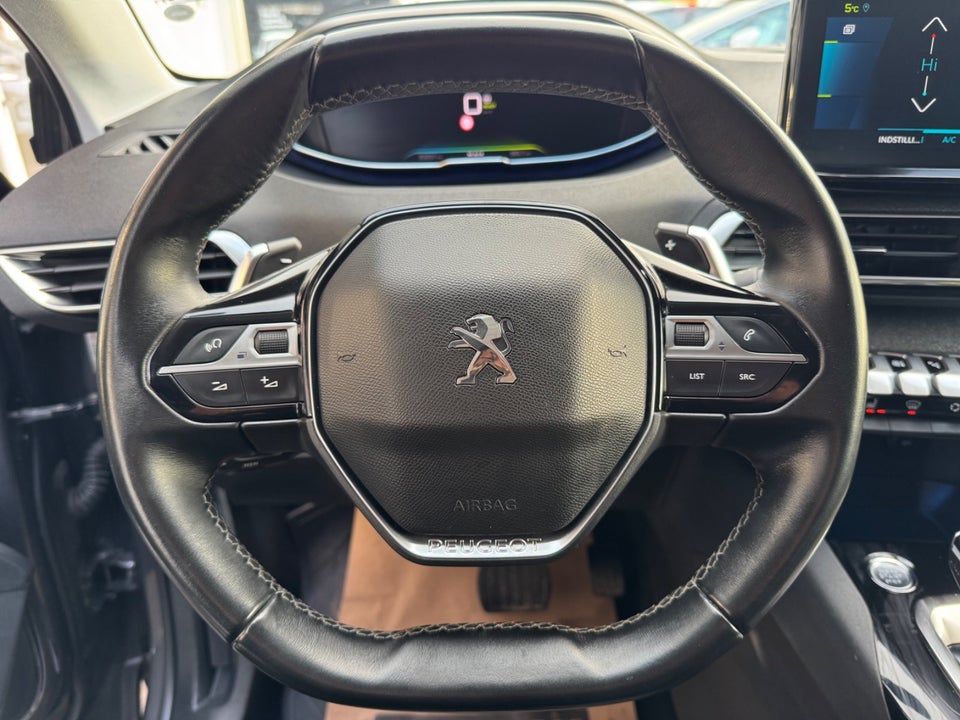 Peugeot 3008 1,6 Hybrid Allure Limited EAT8 5d