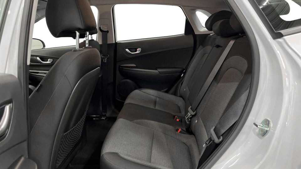 Hyundai Kona 39 EV Select 5d