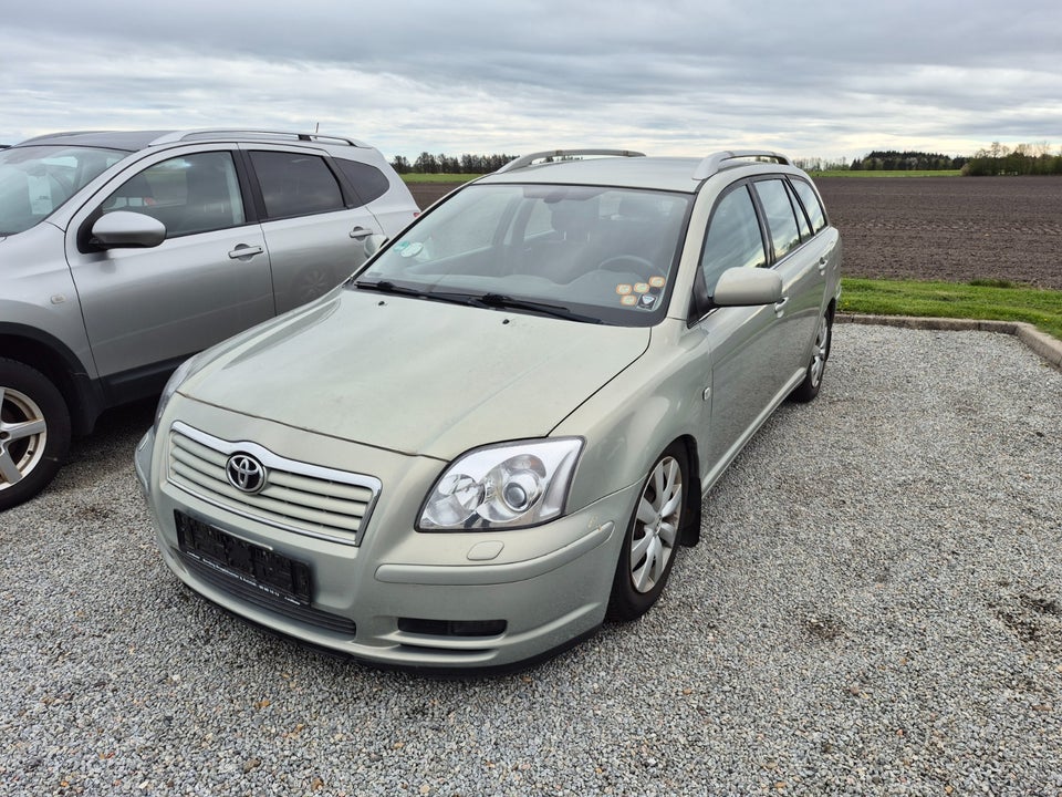 Toyota Avensis 2,2 D-4D 150 Business stc. 5d