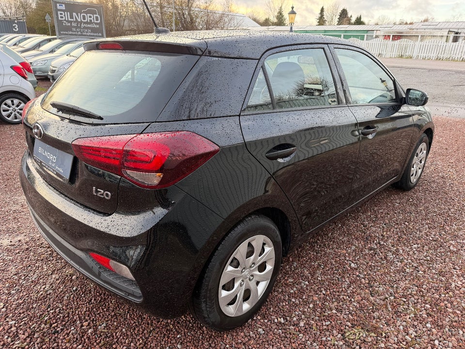 Hyundai i20 1,25 Trend 5d