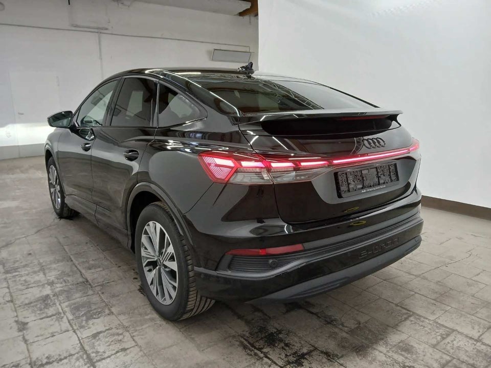 Audi Q4 e-tron 40 Advanced Sportback 5d