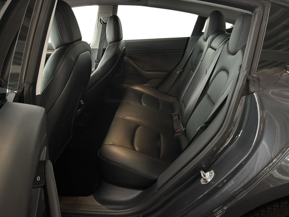 Tesla Model 3 Performance AWD 4d