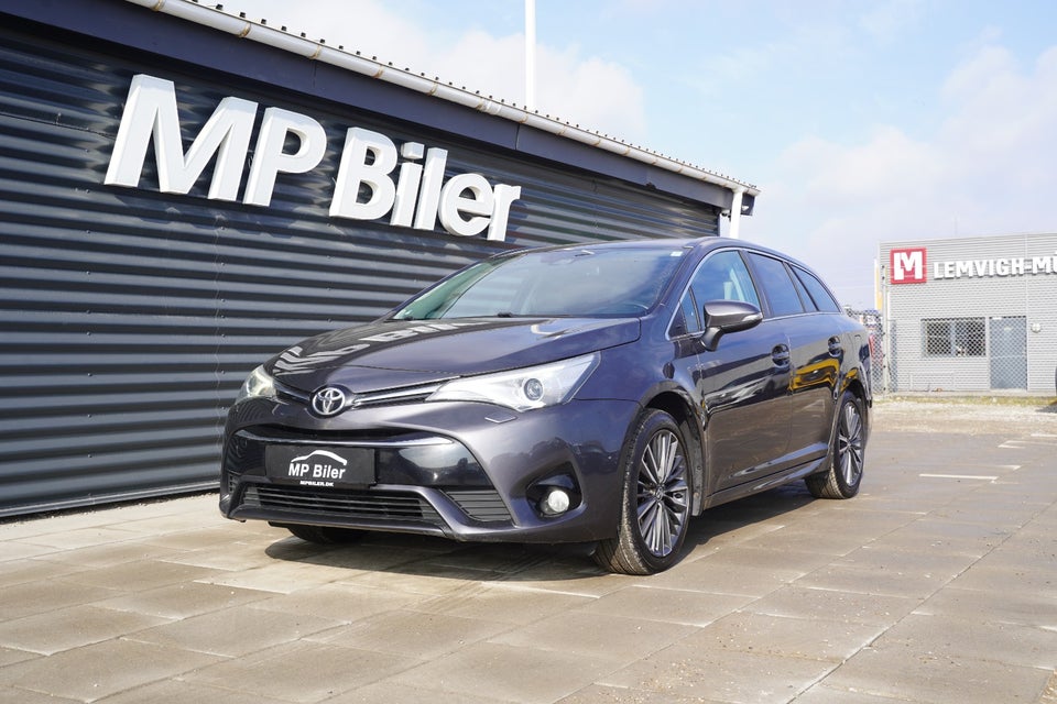 Toyota Avensis 1,8 VVT-i T2 Premium Touring Sports MDS 5d