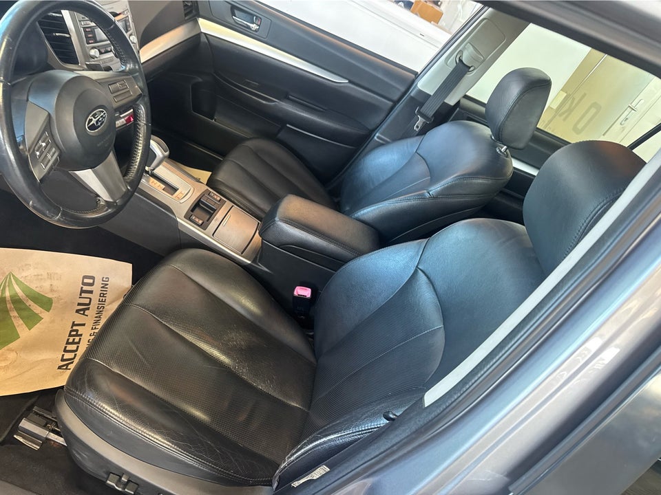 Subaru Legacy 2,5i Business Wagon aut. AWD 5d