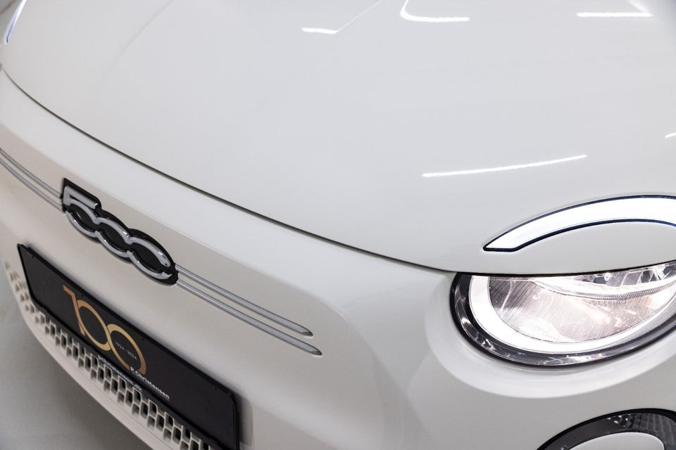 Fiat 500e 42 Icon Cabrio 2d