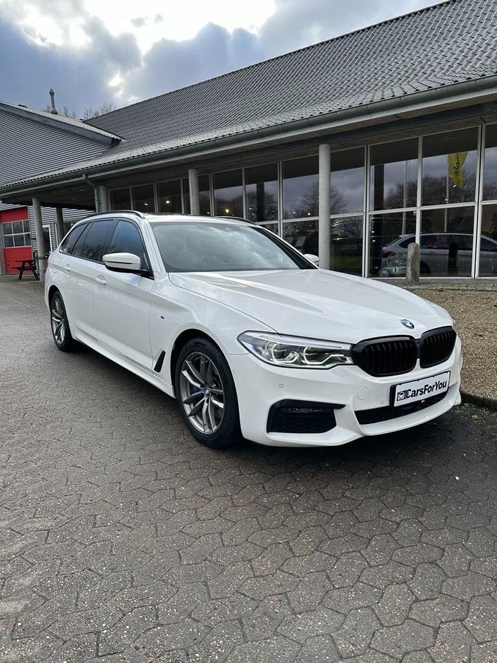 BMW 530d 3,0 Touring M-Sport aut. 5d