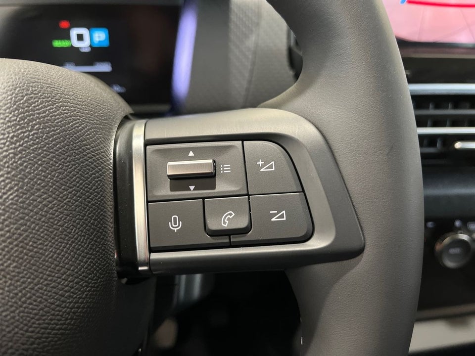 Citroën ë-C4 X 50 Shine 4d