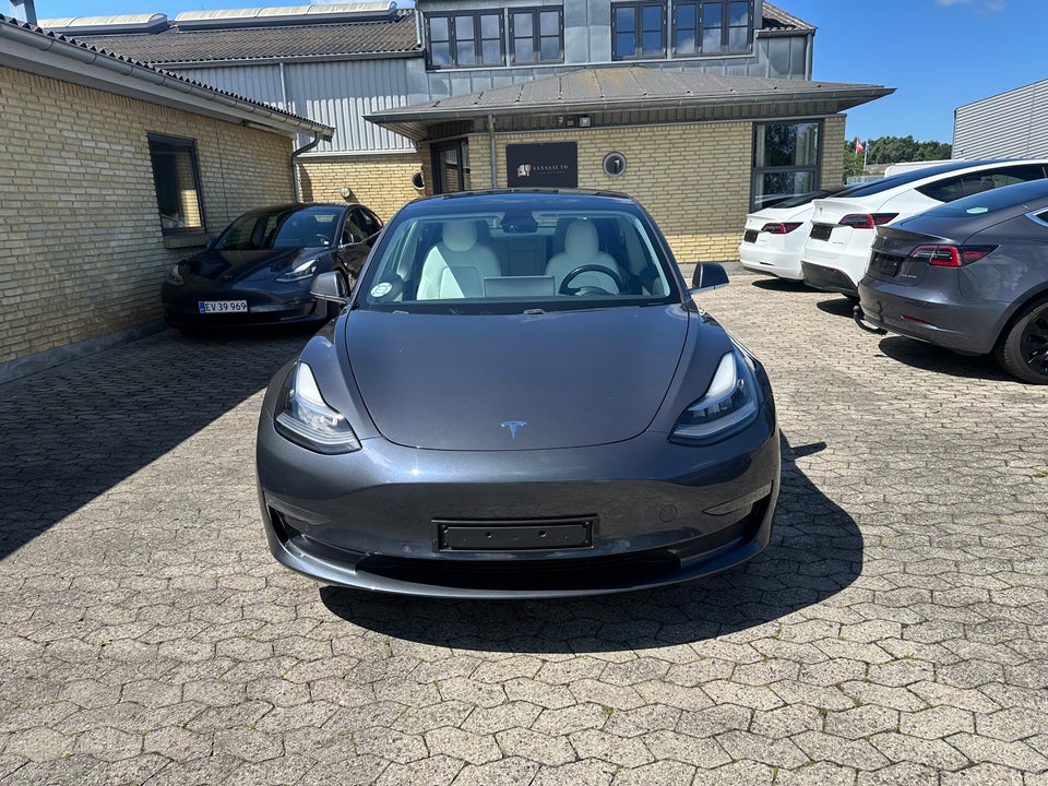Tesla Model 3 Performance AWD 4d