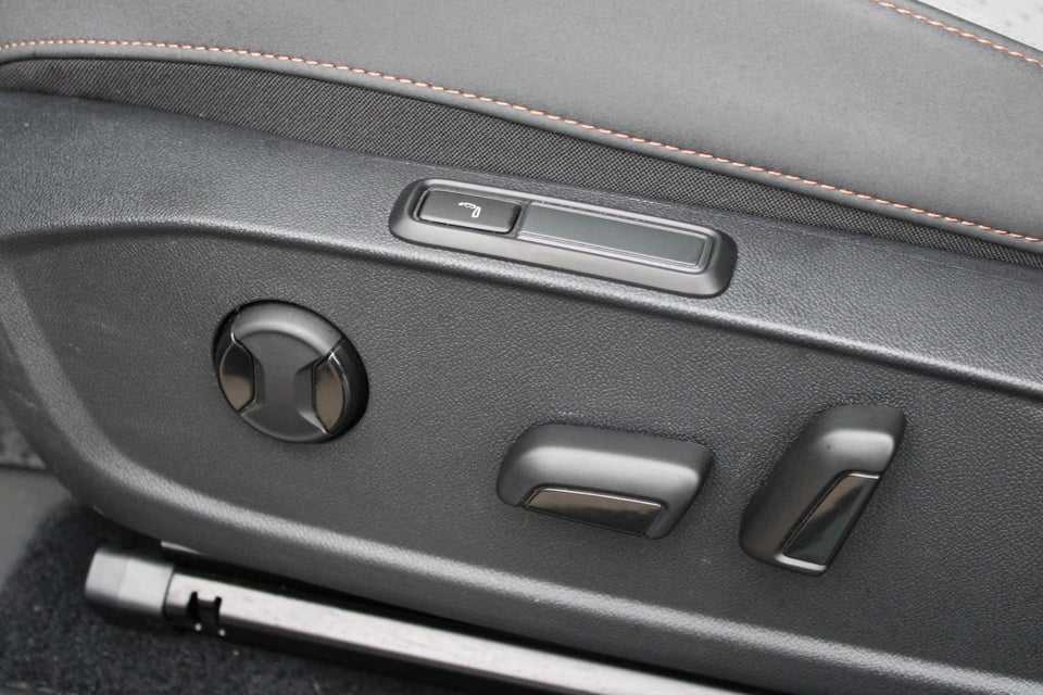 Cupra Born 77 e-Boost 5d