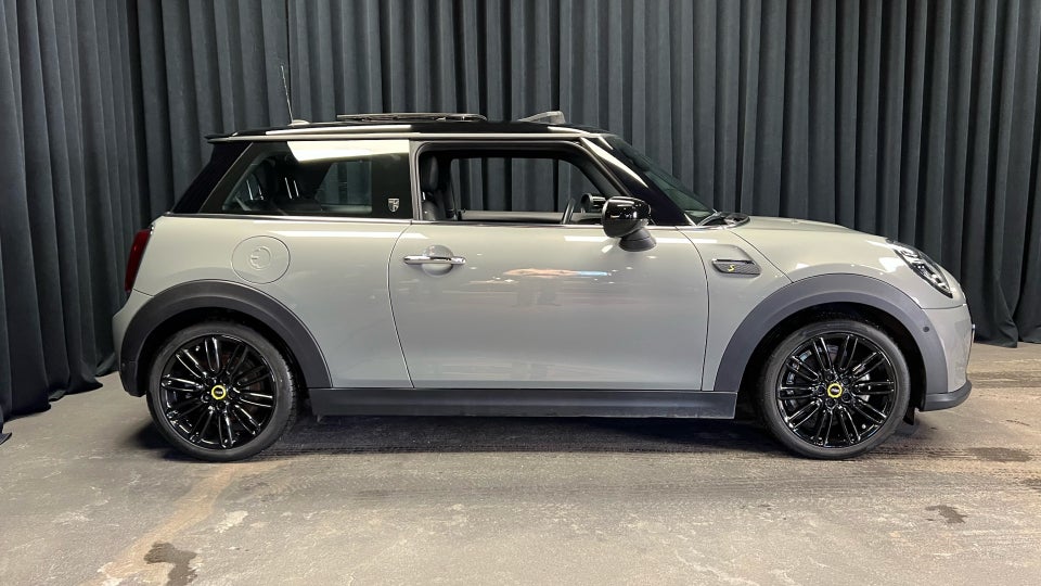 MINI Cooper SE Yours Trim 3d