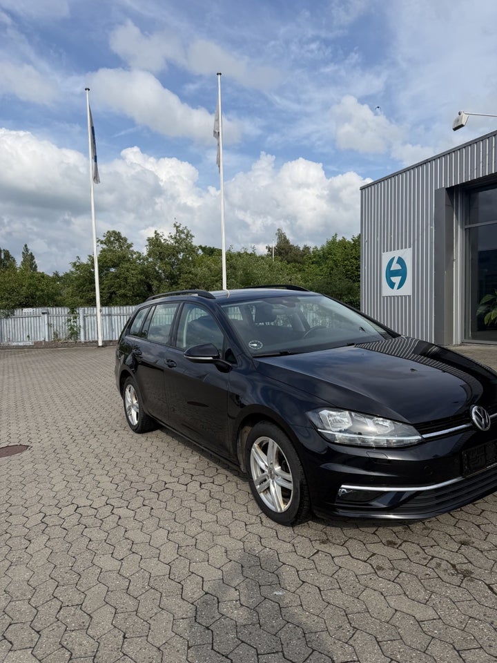 VW Golf VII 1,6 TDi 115 Comfortline Variant 5d
