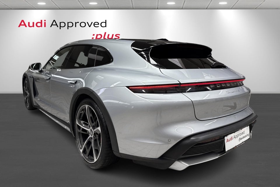 Porsche Taycan 4S Performance+ Cross Turismo 5d