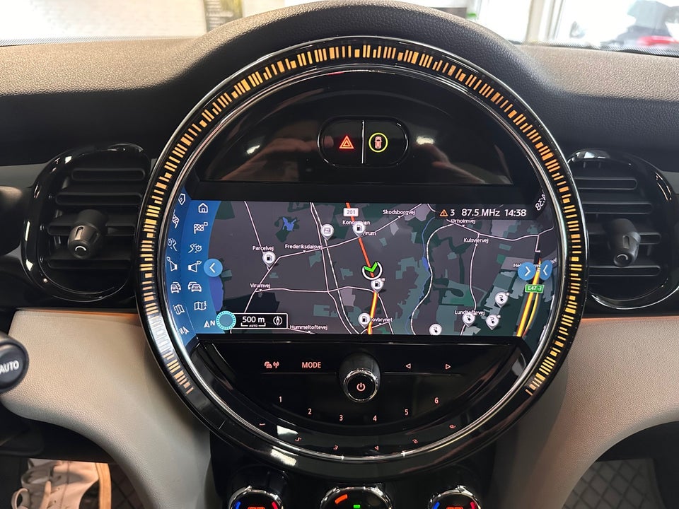 MINI Cooper SE Camden Edition 3d