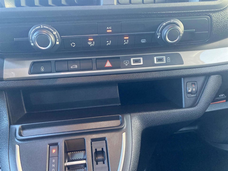 Toyota ProAce 2,0 D 144 Long Comfort Master aut. 4d