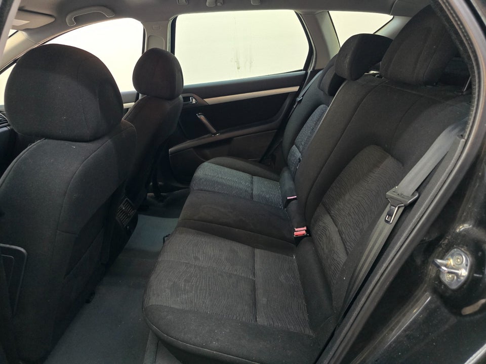 Peugeot 407 1,8 XR stc. 5d