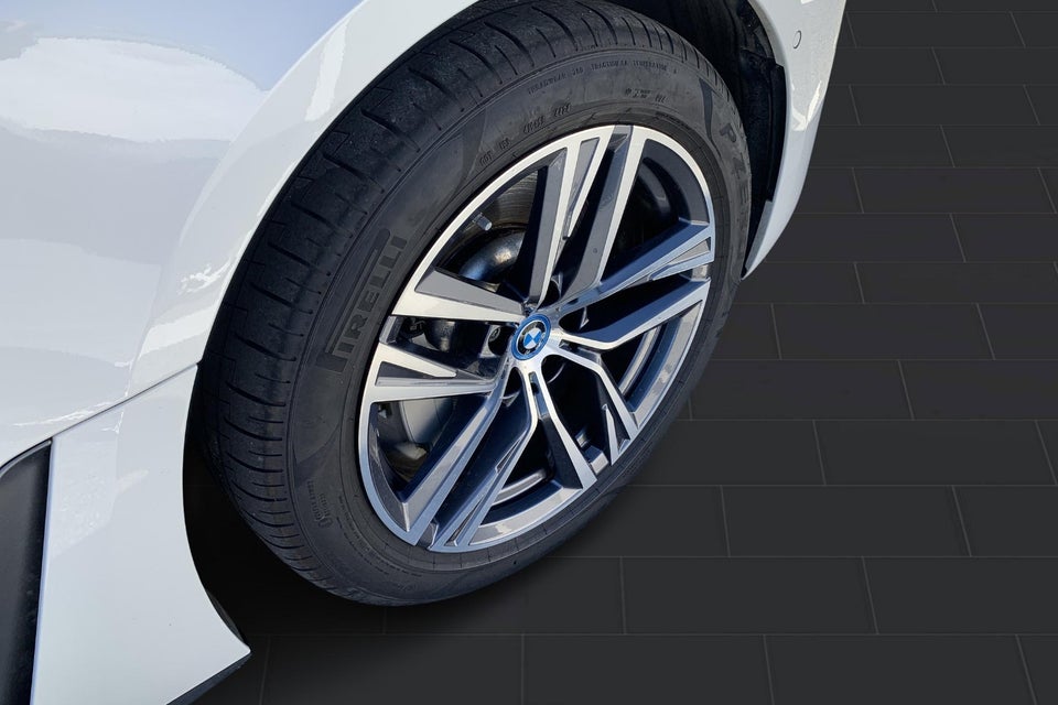 BMW i4 eDrive40 5d