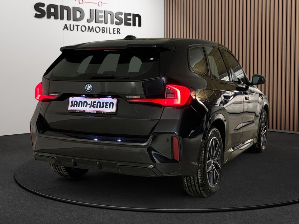 BMW iX1 xDrive30 M-Sport Premium 5d