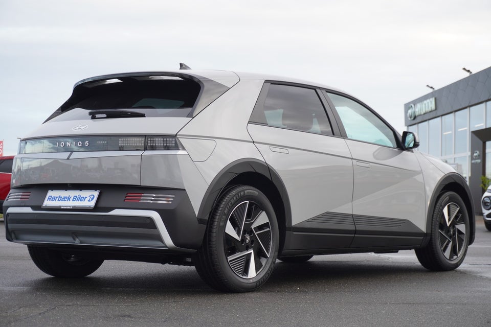 Hyundai Ioniq 5 63 Essential 5d