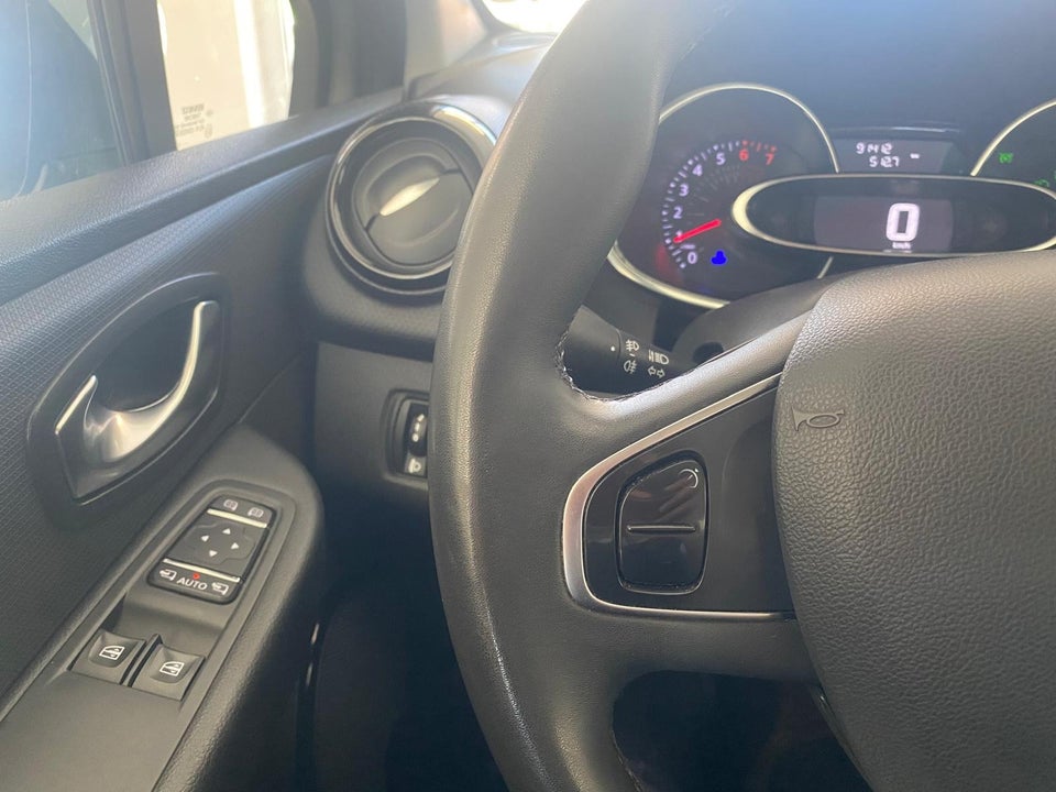 Renault Clio IV 0,9 TCe 75 Zen Sport Tourer 5d