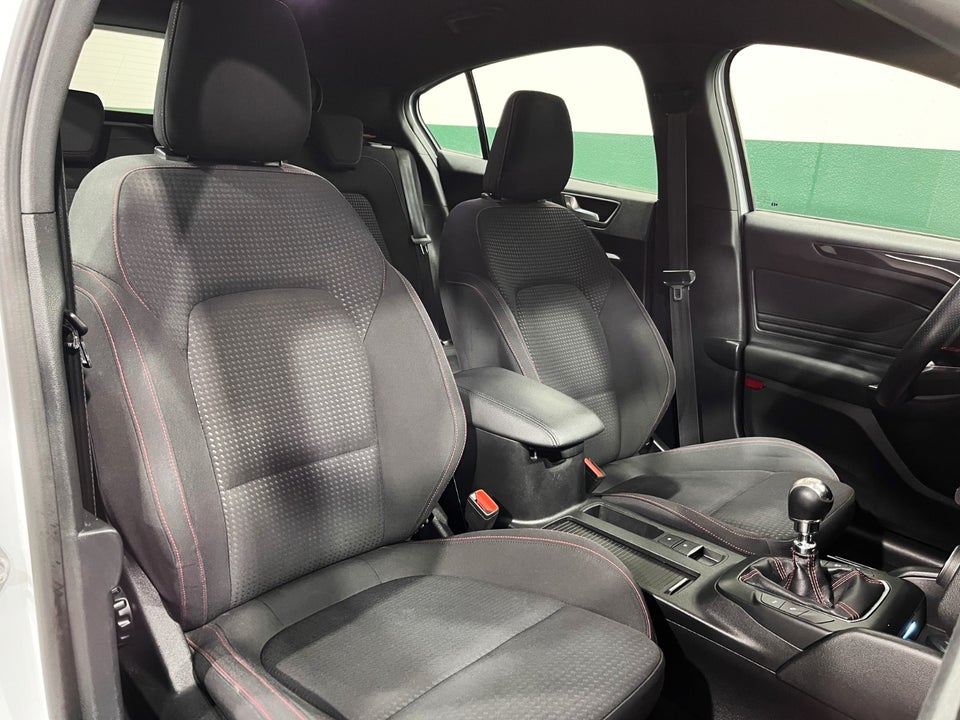 Ford Focus 1,0 EcoBoost ST-Line 5d