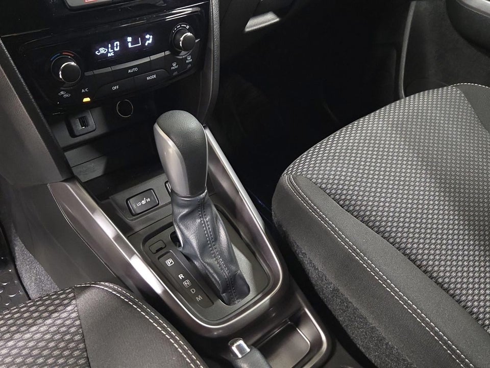 Suzuki Vitara 1,0 Boosterjet Active KUP aut. 5d