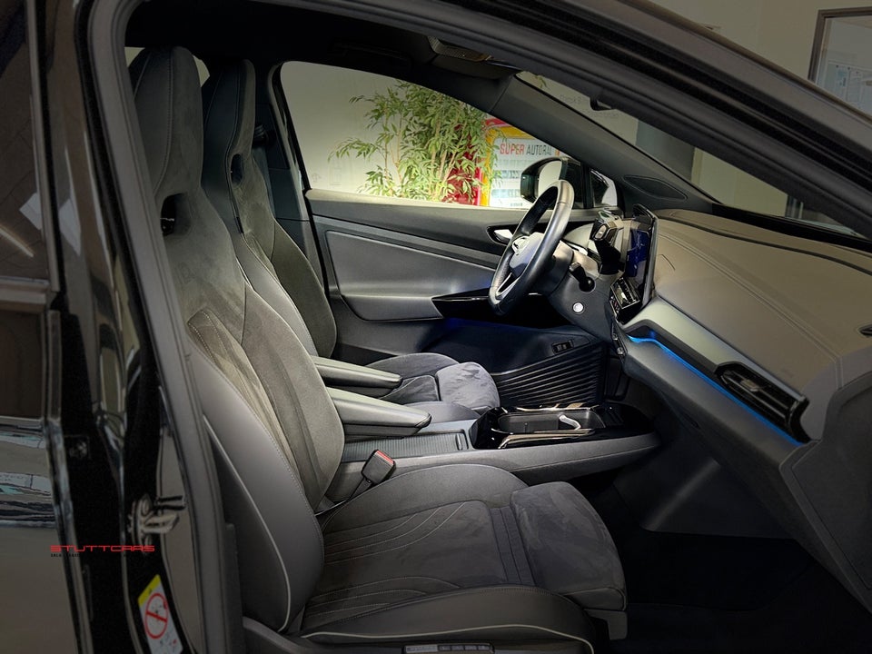 VW ID.4 77 Top Sport 5d
