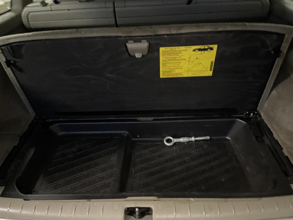 Volvo V70 2,4 140 5d